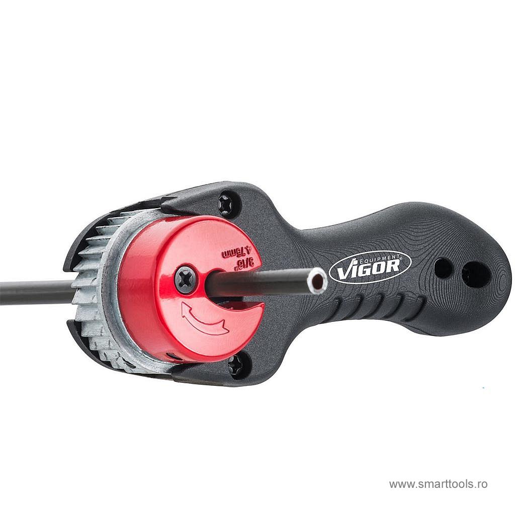 dispozitiv-cu-clichet-de-taiat-tevi-conducte-de-frana