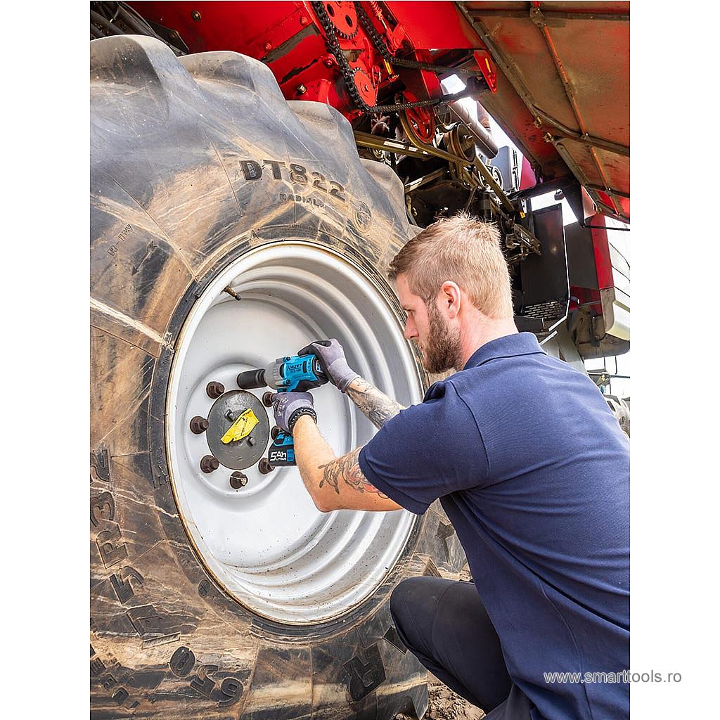 pistol-de-impact-cu-acumulator-3-4-18-v-5-0-ah-1400-nm-3-piese