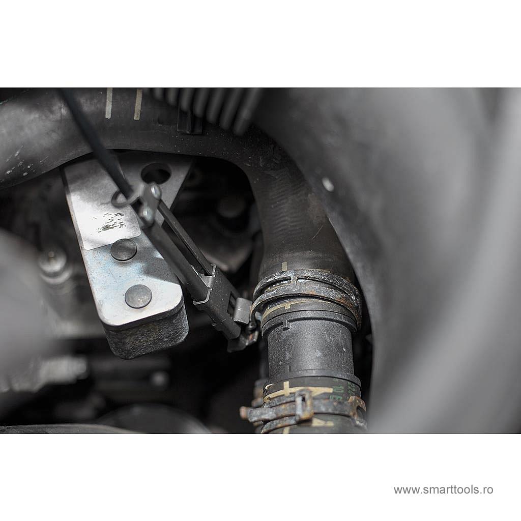 cleste-pentru-coliere-elastice-cu-cablu-bowden